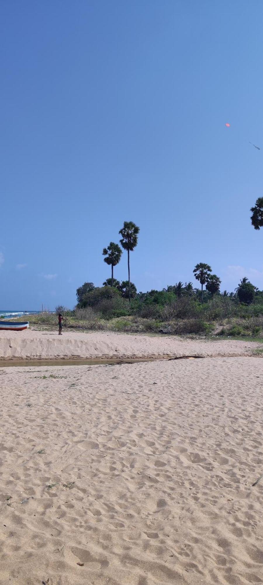 108 Palms Beach Resort Trincomalee Eksteriør billede